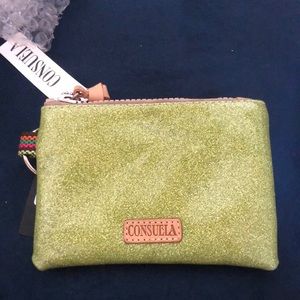 Consuela pouch